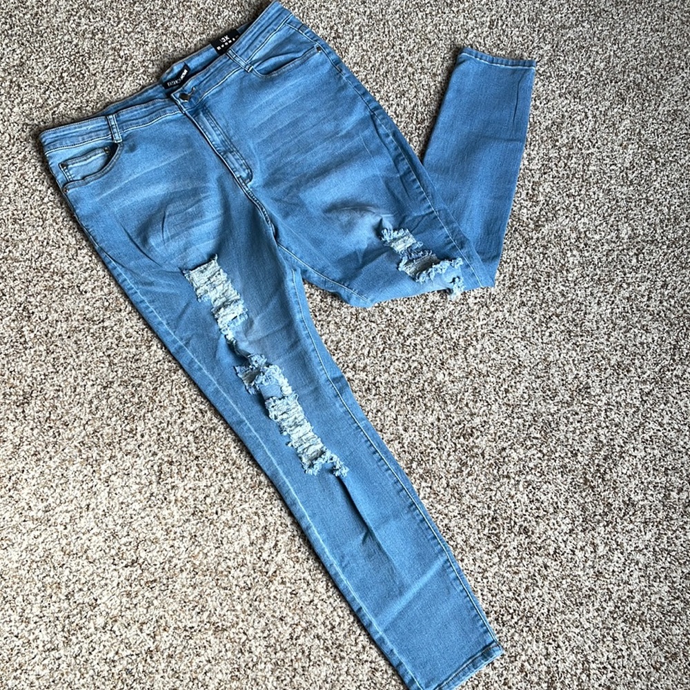 Fashion Nova Fantasea Nights Curvy Girl High Rise Distressed Skinny Jeans 3X